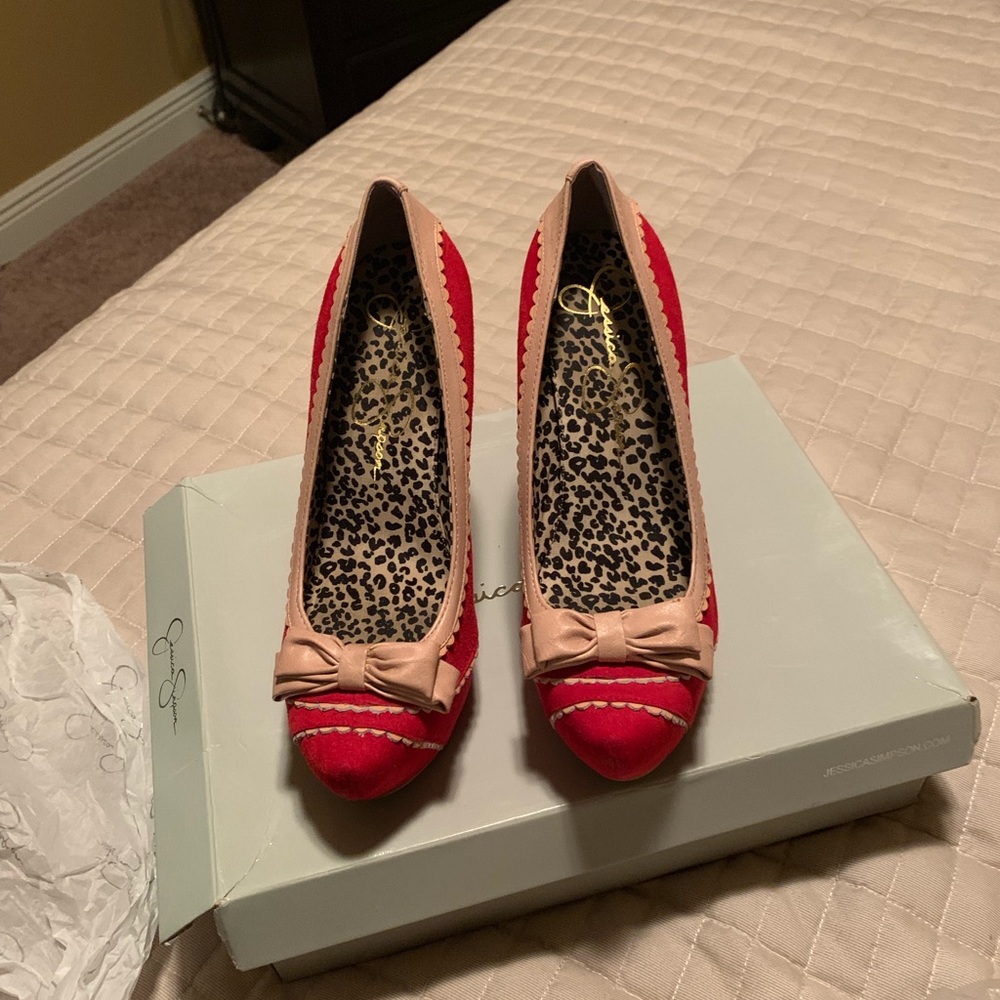 Jessica Simpson Jorge platform pumps